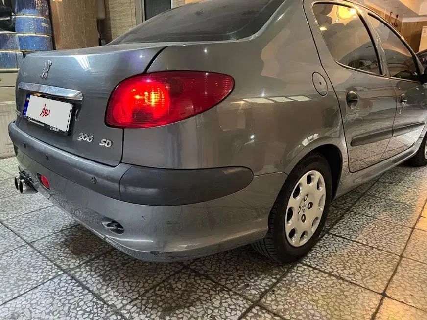 پژو ۲۰۶ صندوق دار v8 - 1399