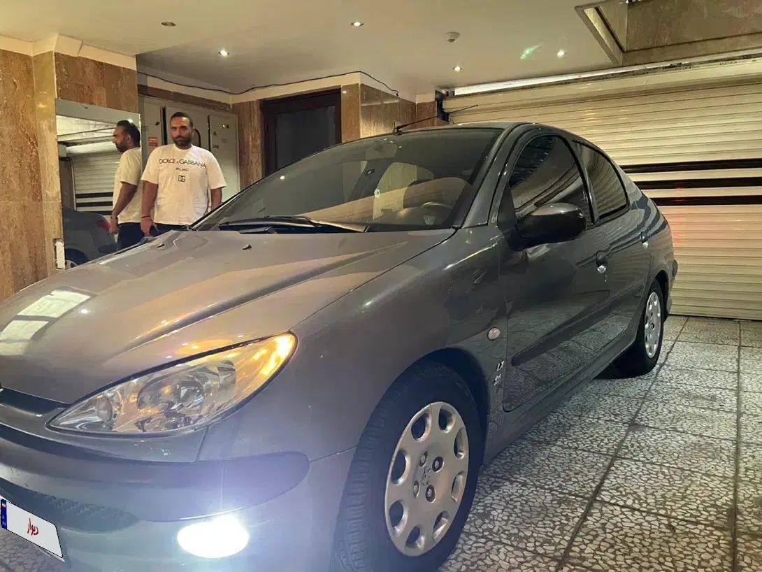 پژو ۲۰۶ صندوق دار v8 - 1399