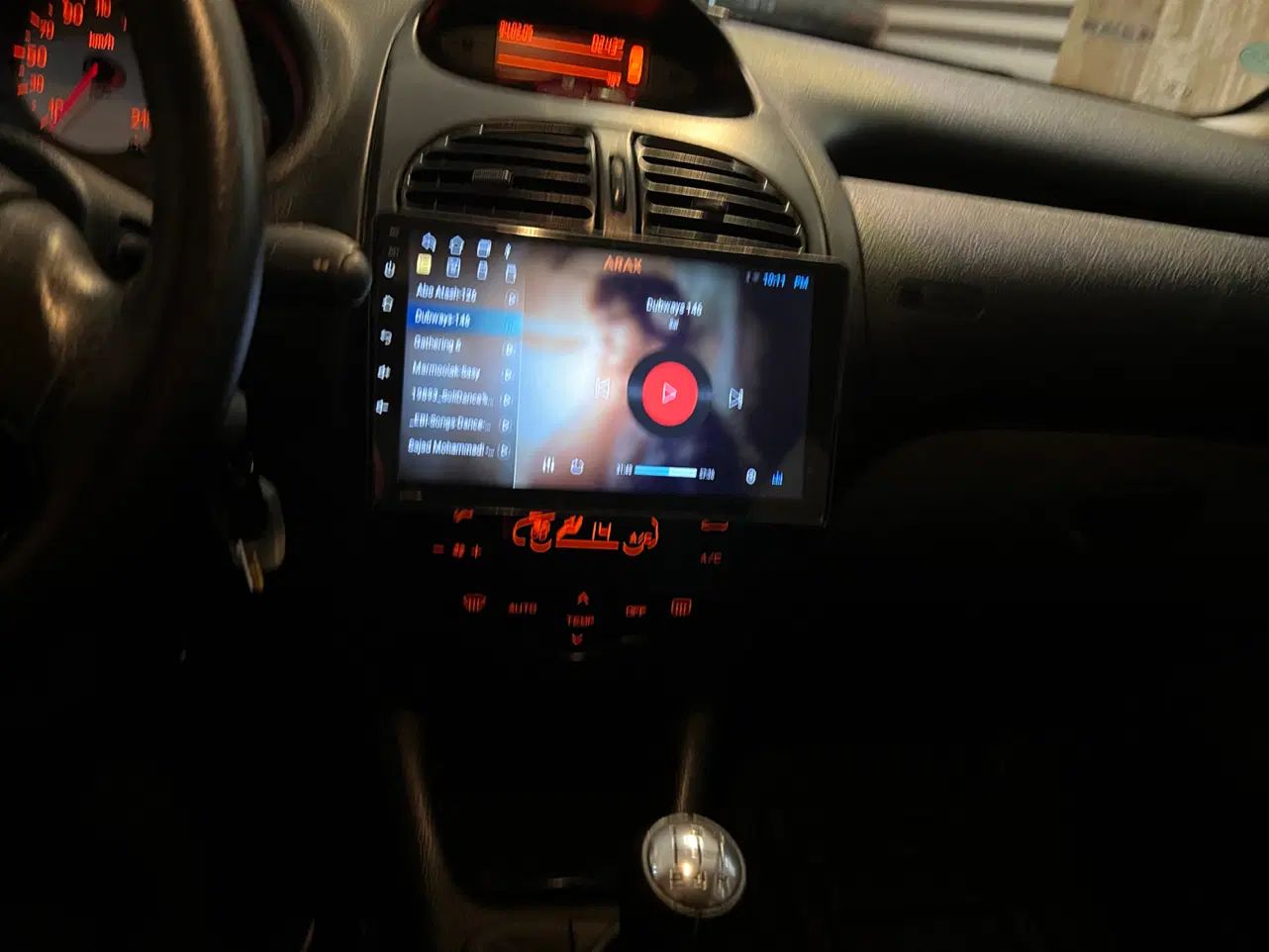 پژو ۲۰۶ صندوق دار v8 - 1399