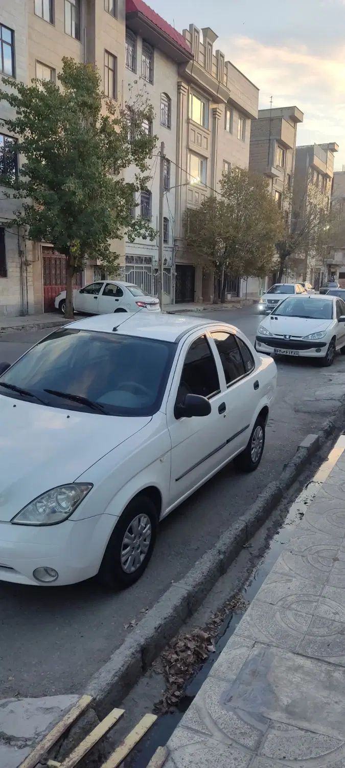 تیبا صندوق دار SX - 1397