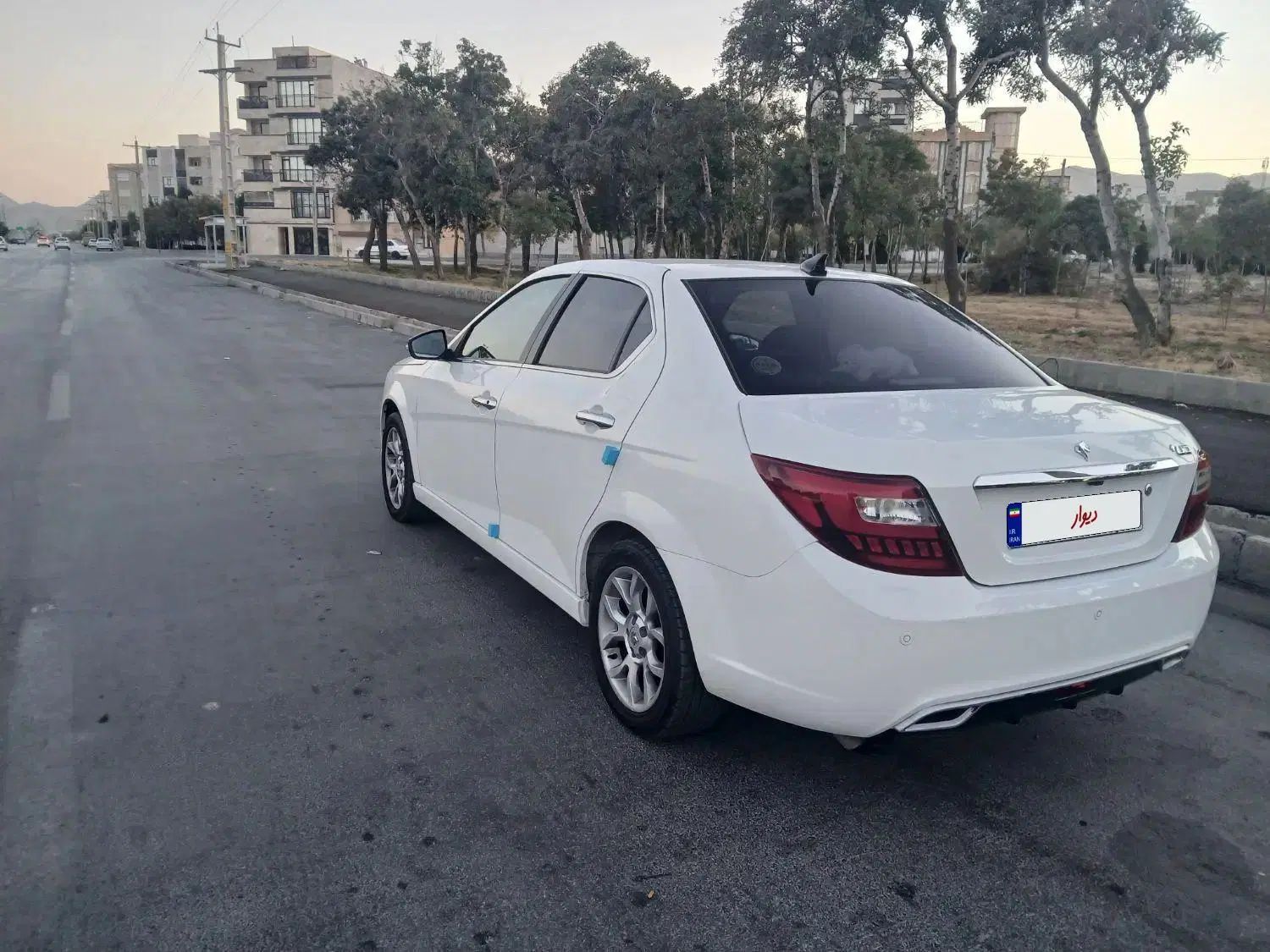 دنا پلاس توربو 6 دنده - 1402