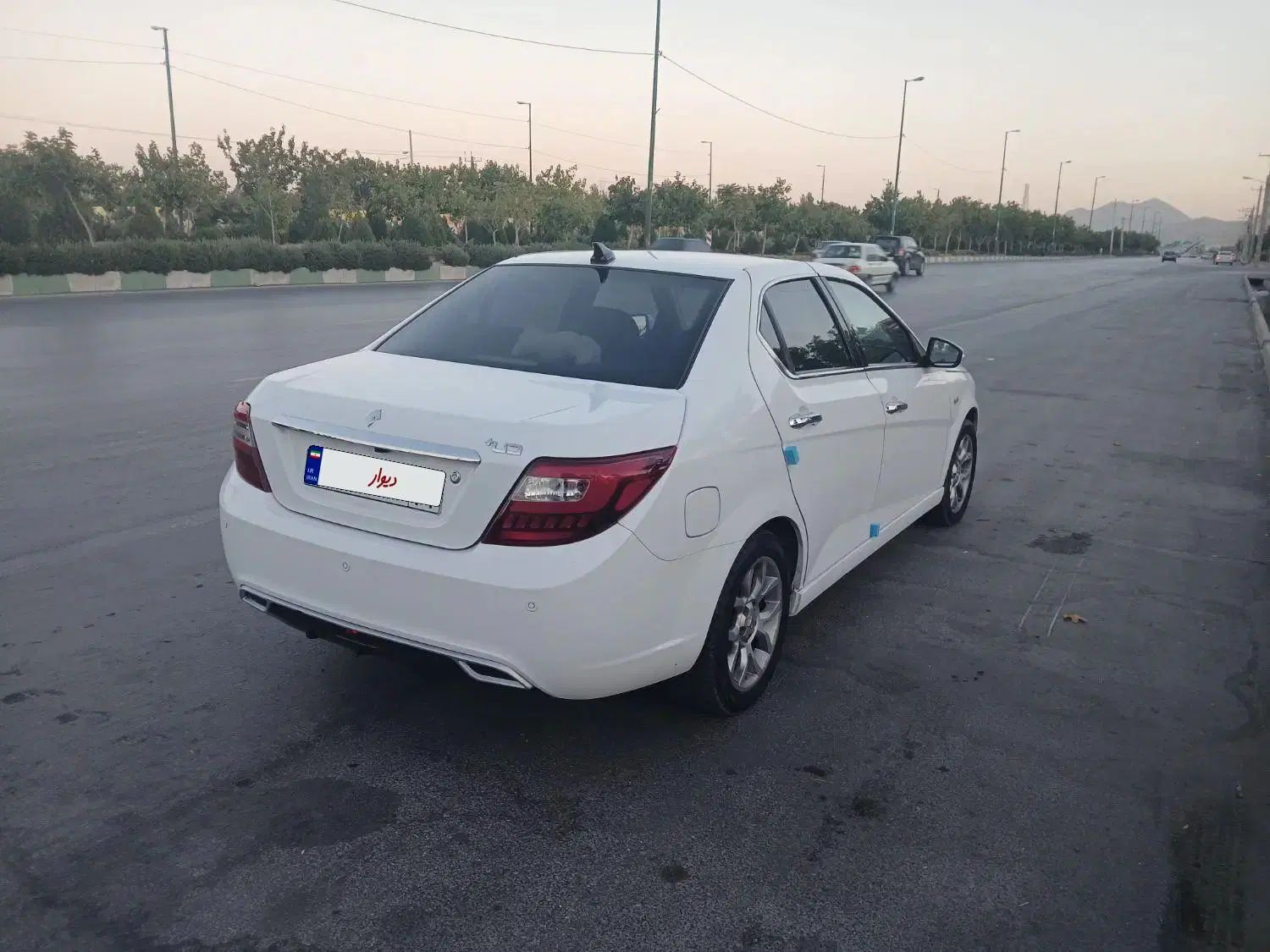 دنا پلاس توربو 6 دنده - 1402