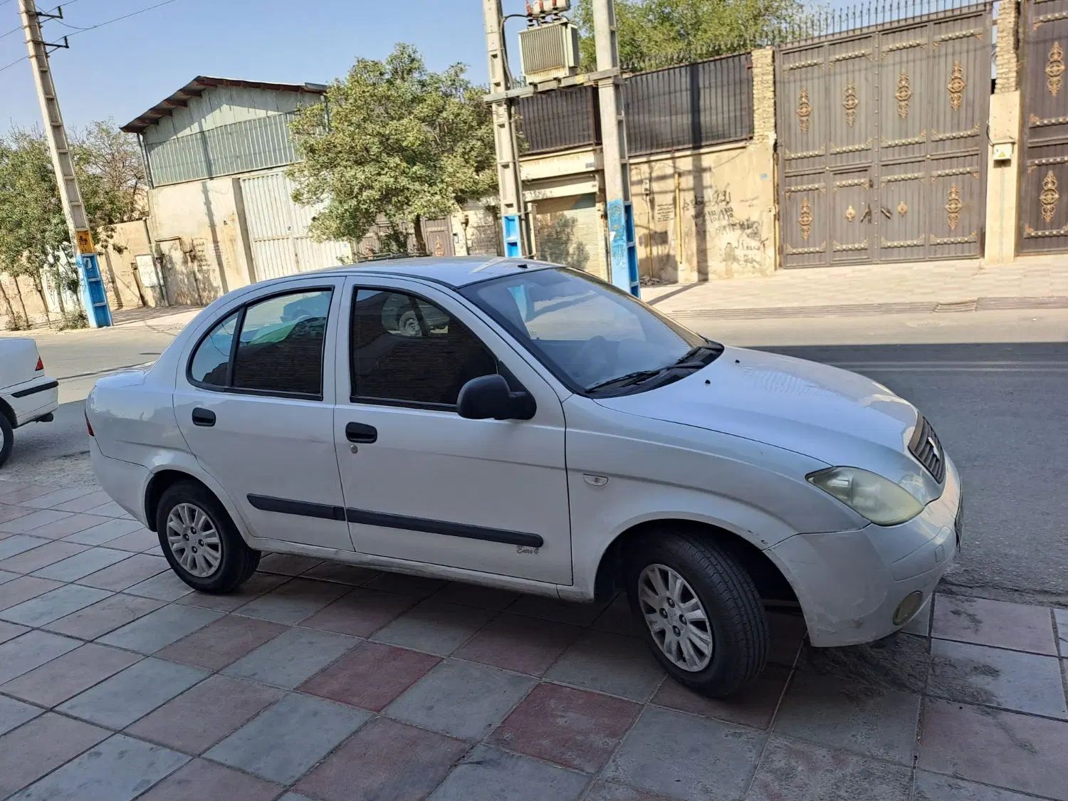تیبا صندوق دار SX - 1393
