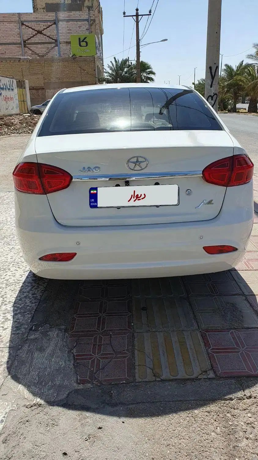 جک J4 اتوماتیک ساده - 1401