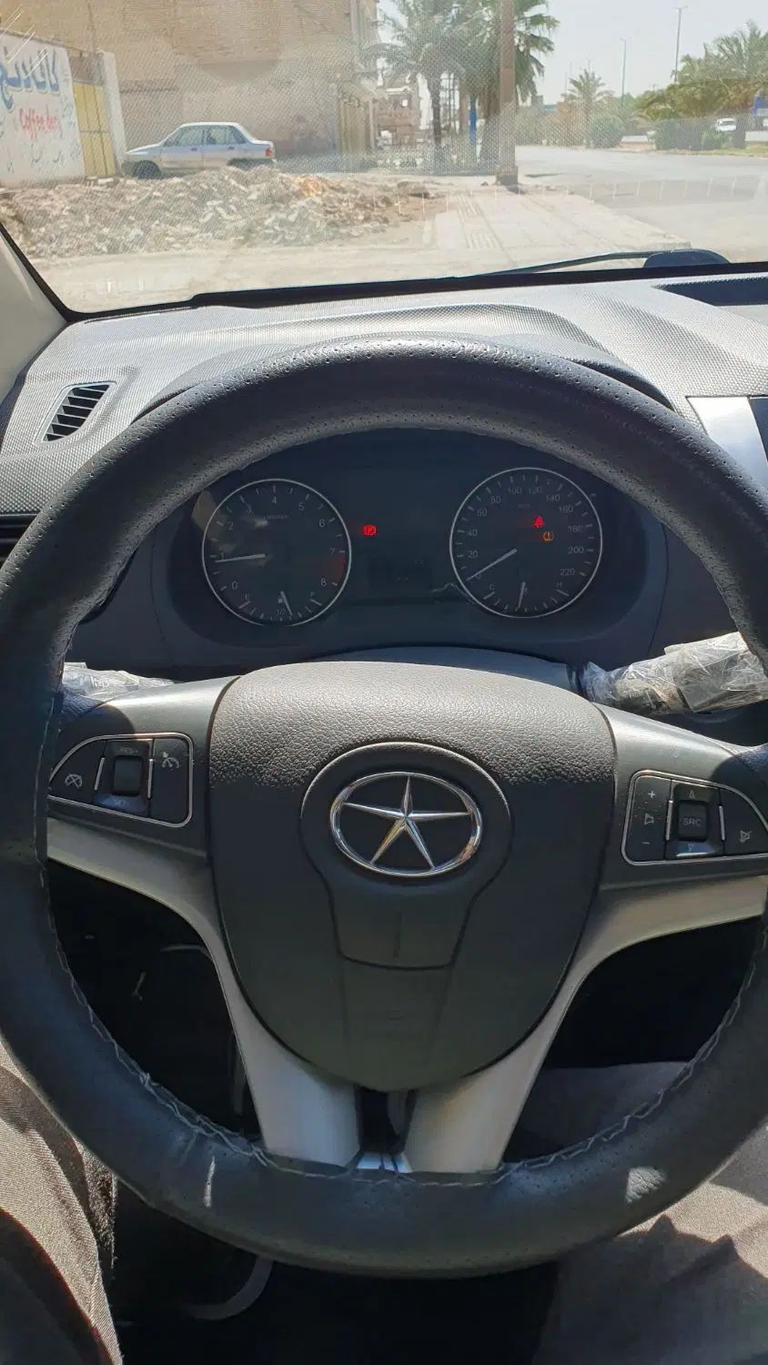 جک J4 اتوماتیک ساده - 1401