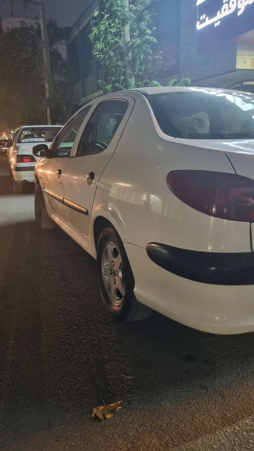 پژو ۲۰۶ صندوق دار v8 - 1399