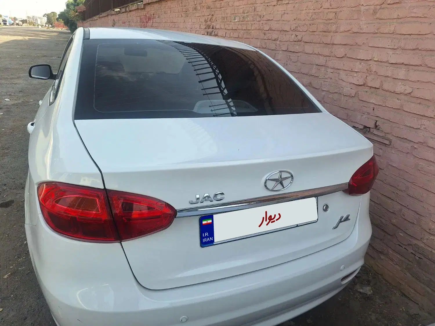 جک J4 اتوماتیک آپشنال - 1403