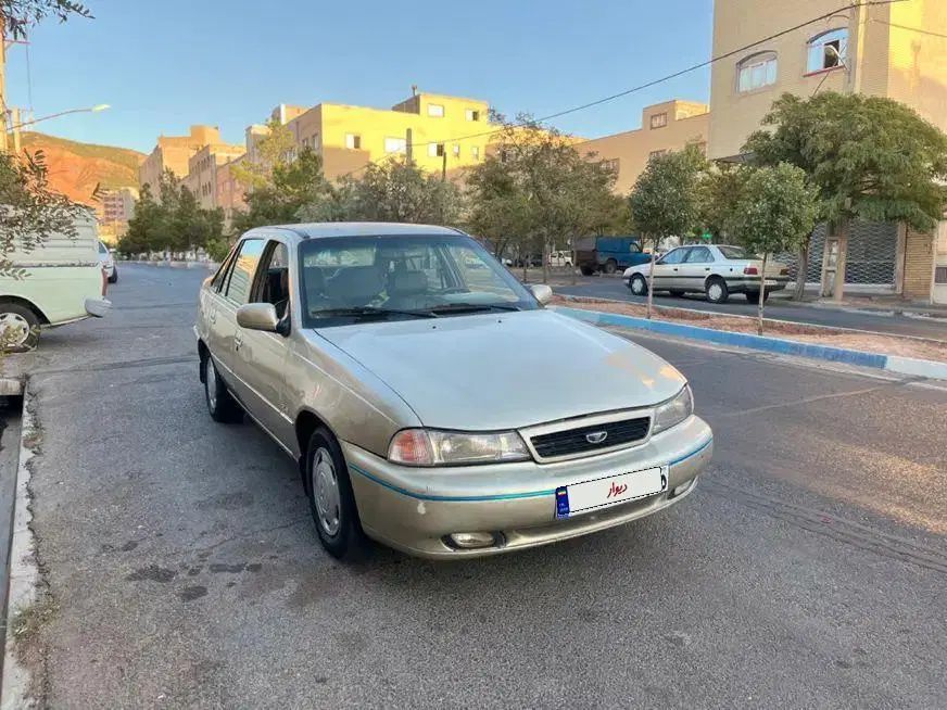دوو سیلو سدان - 1382