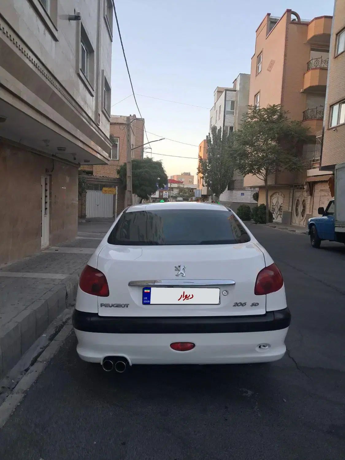 پژو ۲۰۶ صندوق دار v2 - 1391