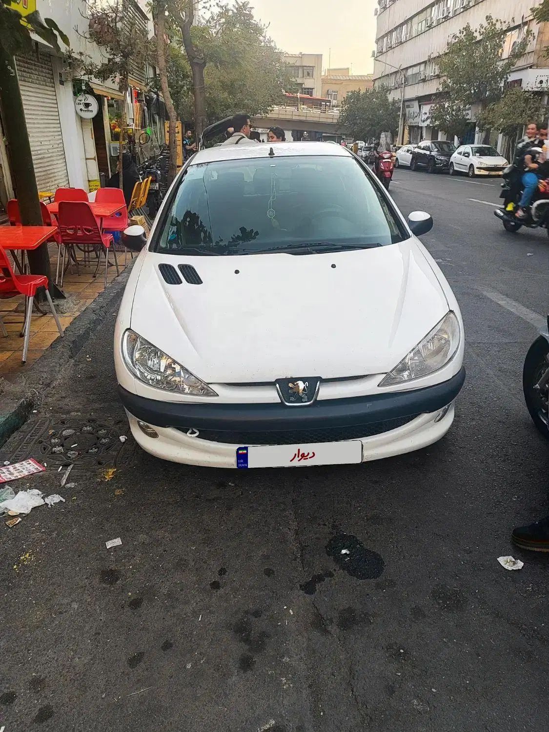 پژو ۲۰۶ صندوق دار v8 - 1394