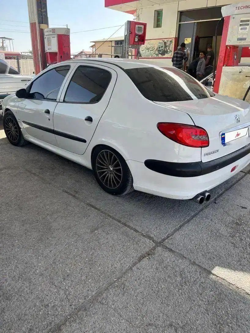 پژو ۲۰۶ صندوق دار v8 - 1396
