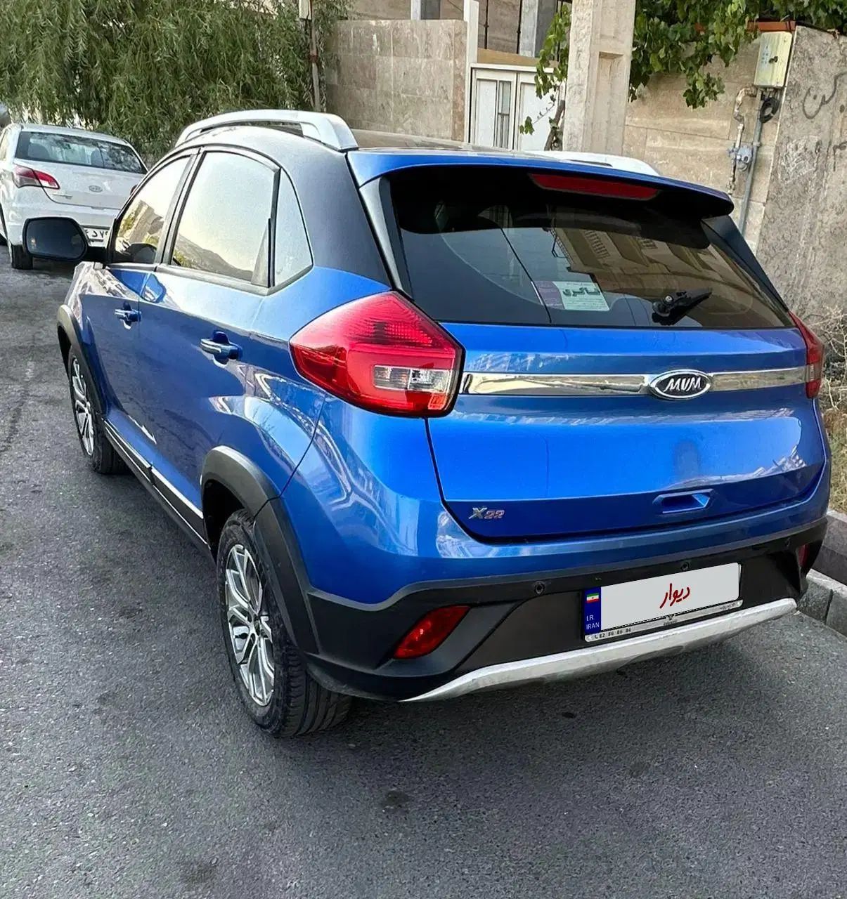 ام وی ام X22 دنده‌ای لاکچری - 1396