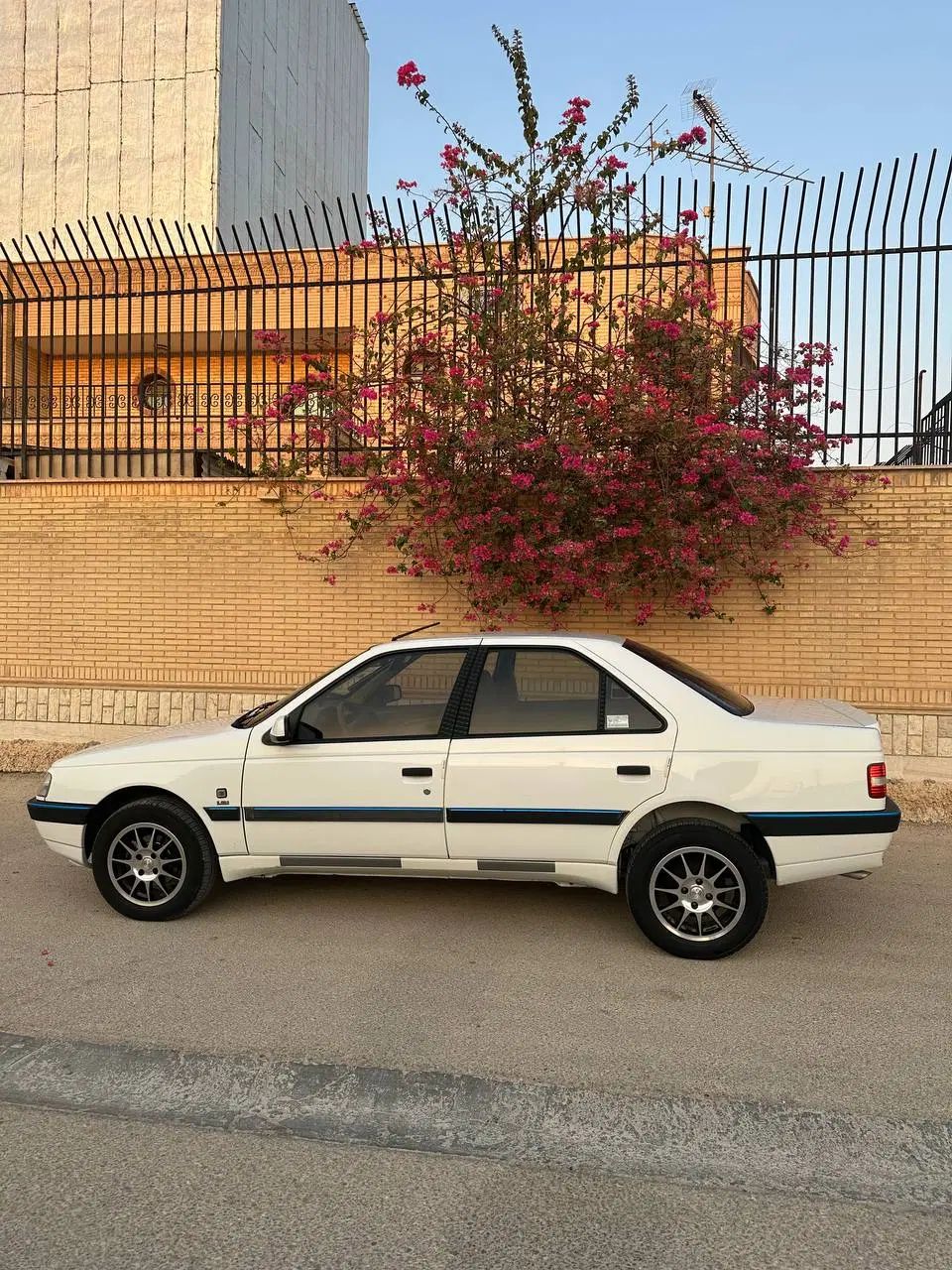 پژو 405 SLX بنزینی TU5 - 1395