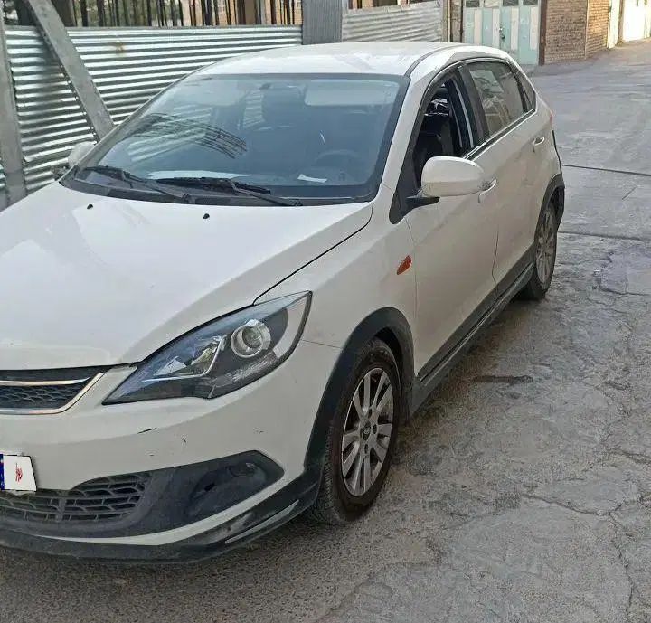 ام وی ام 315 هاچ بک اسپرت لاکچری - 1395