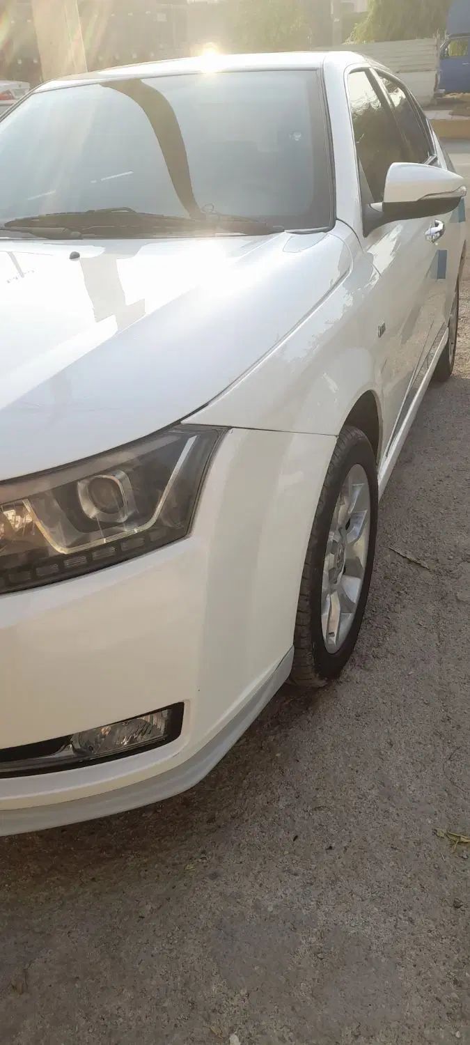 دنا پلاس توربو 6 دنده - 1401