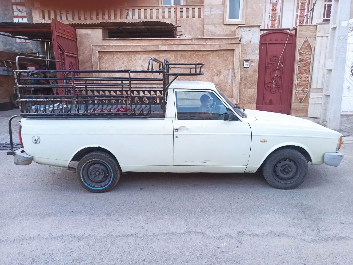 پیکان وانت بنزینی - 1393