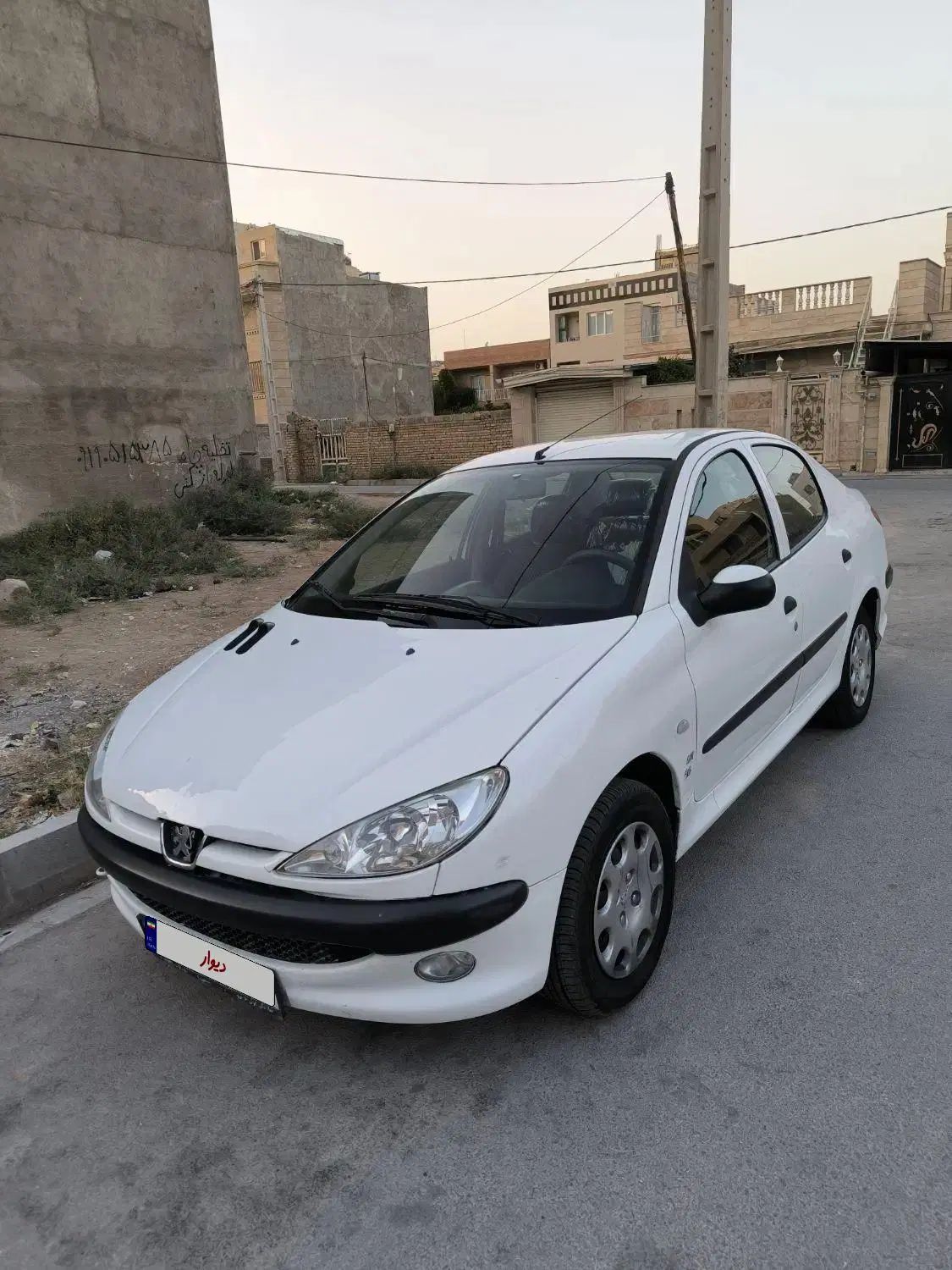 پژو ۲۰۶ صندوق دار v8 - 1396