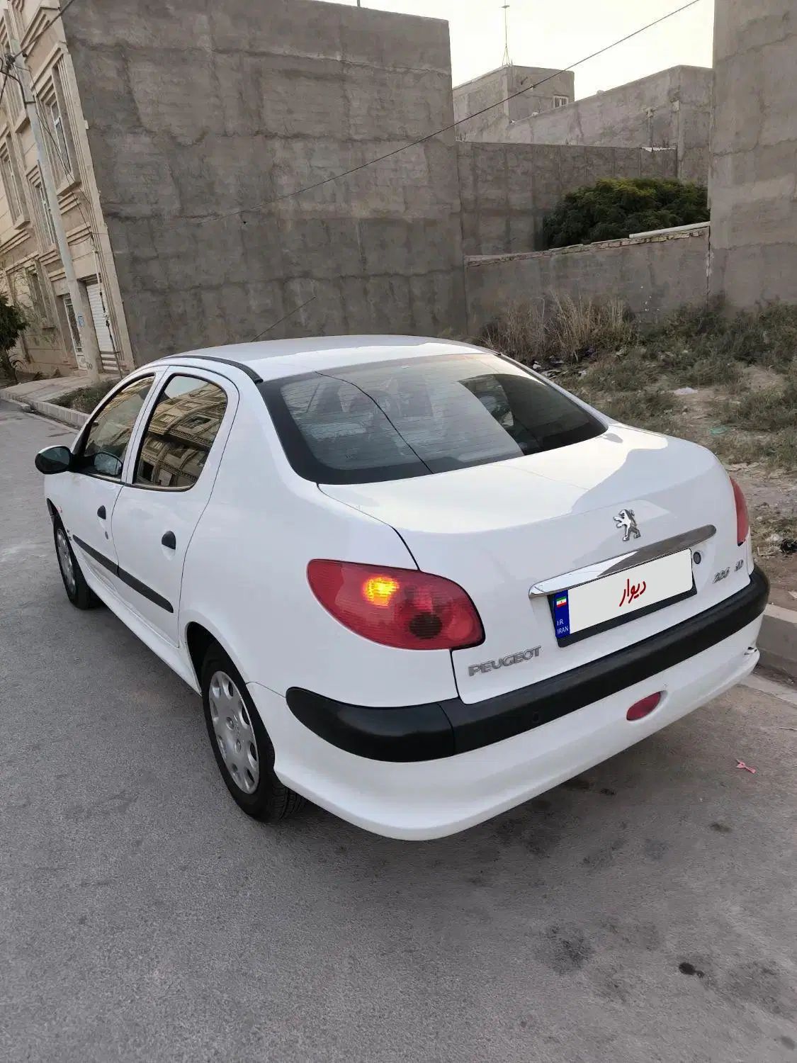 خودرو پژو، ۲۰۶ صندوق دار آگهی ann_20437726