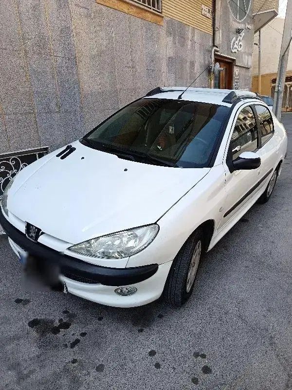 پژو ۲۰۶ صندوق دار v8 - 1390