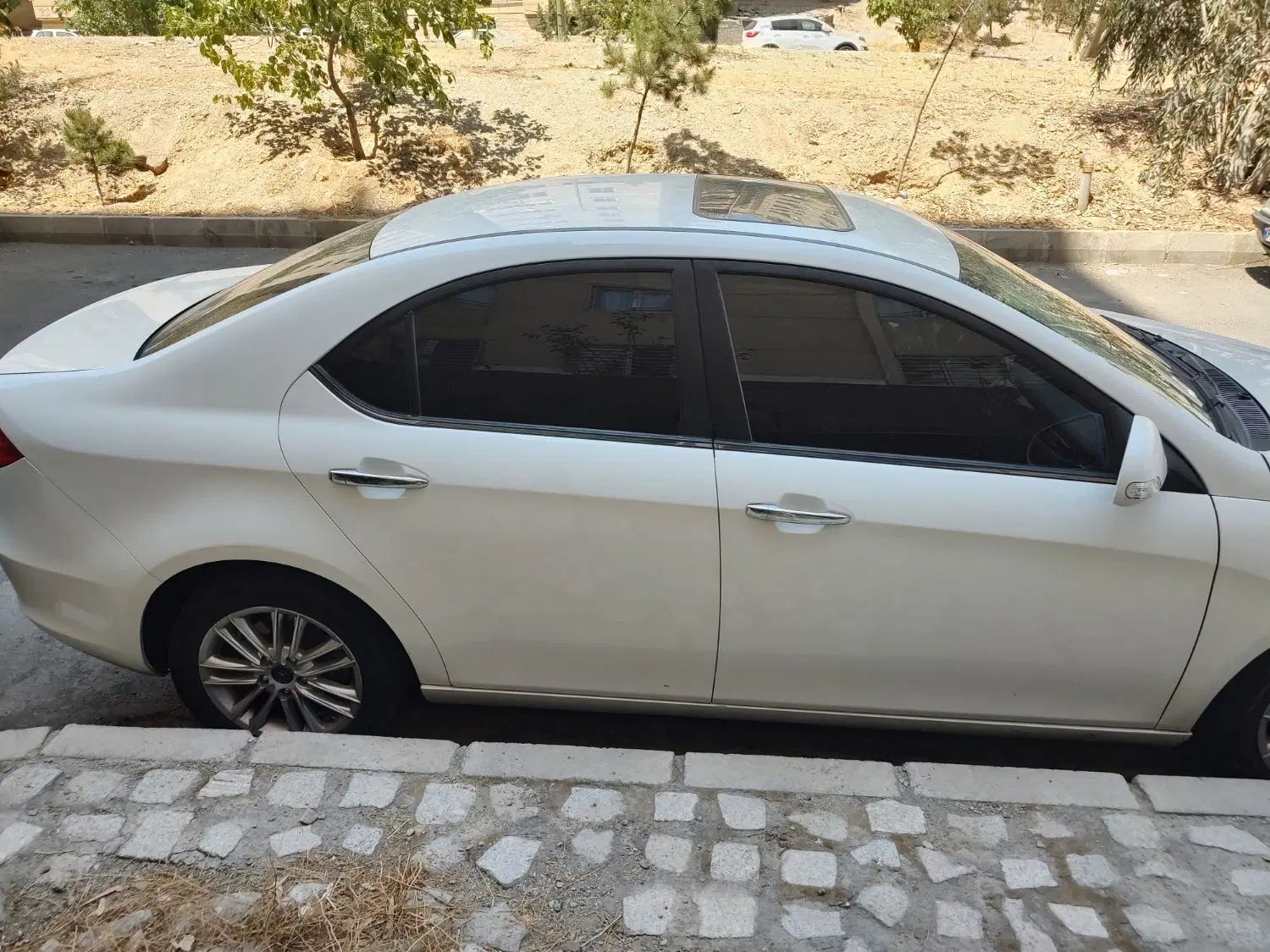 جک J5 اتوماتیک - 1396