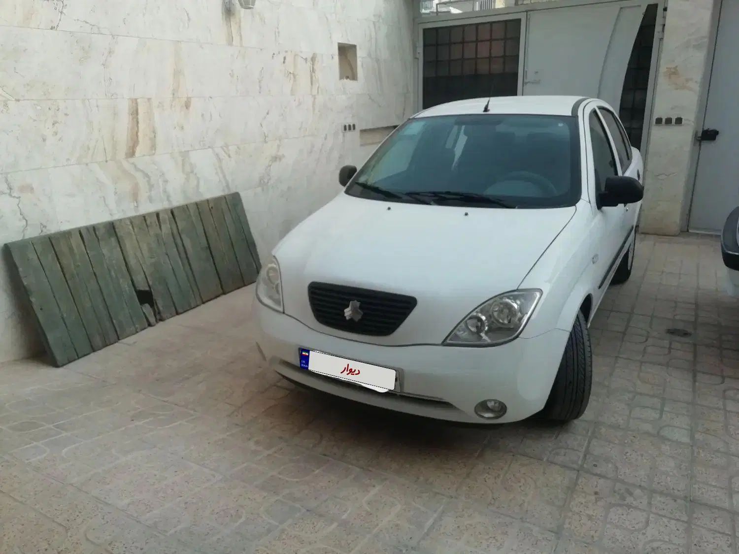 تیبا صندوق دار SX - 1400