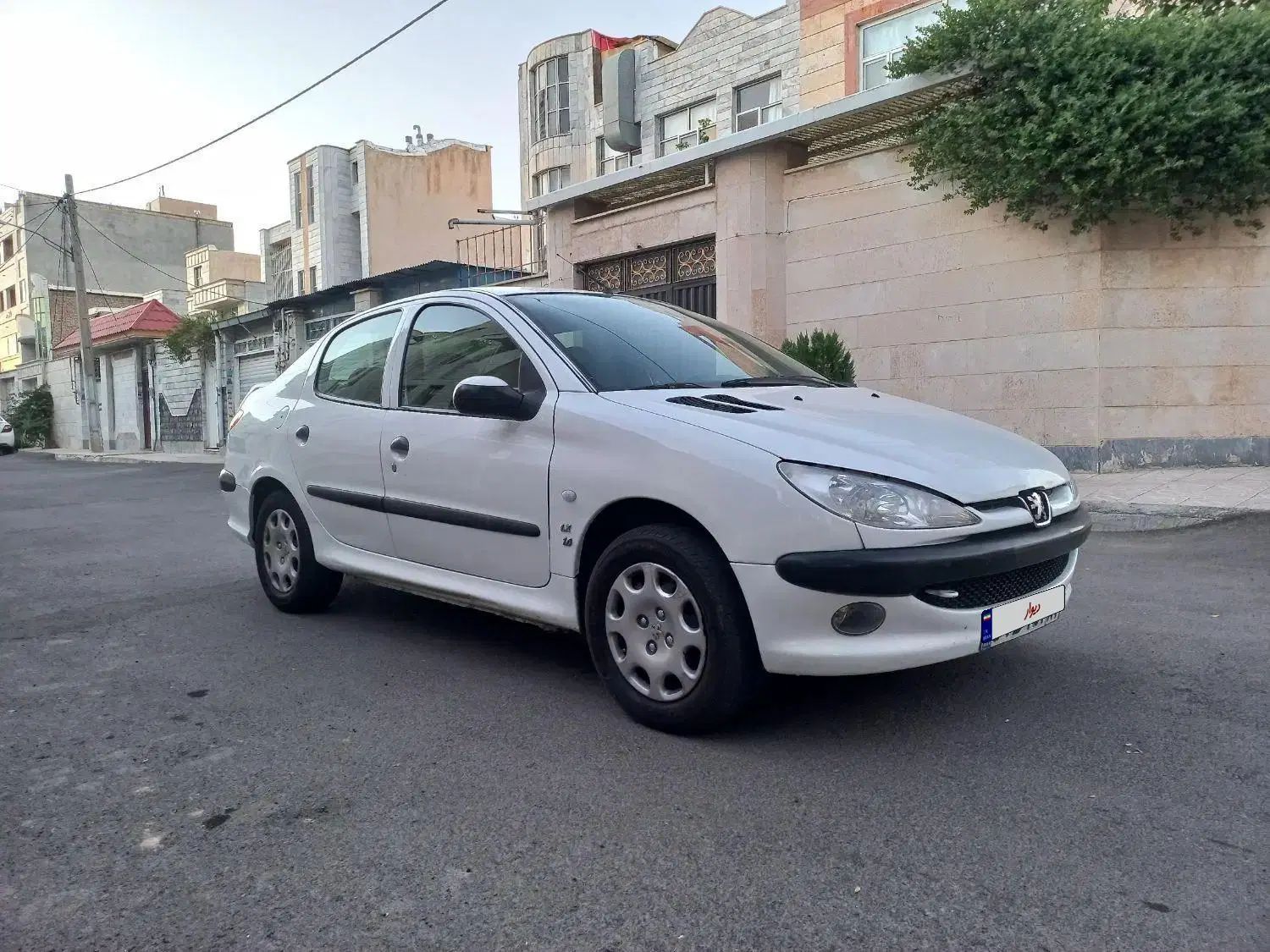 پژو ۲۰۶ صندوق دار v8 - 1389