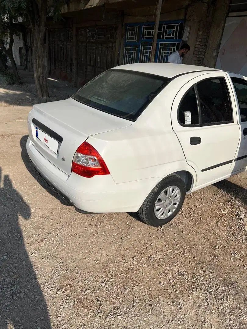 تیبا صندوق دار SX - 1400