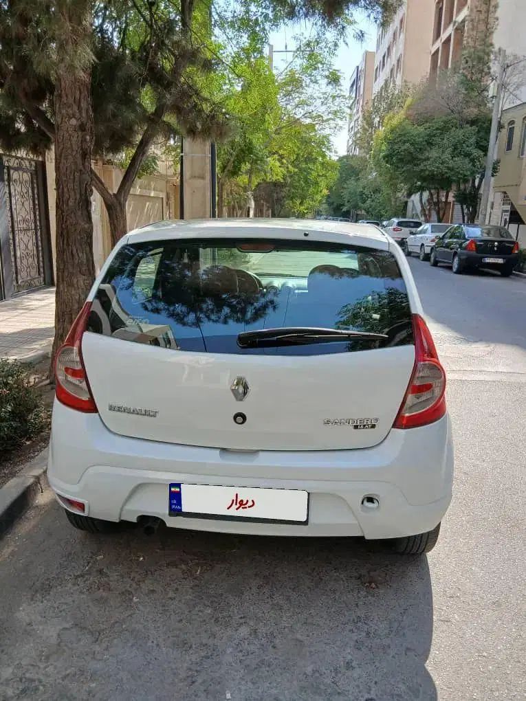 رنو ساندرو اتوماتیک - 1396