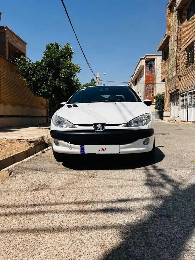 پژو ۲۰۶ صندوق دار v8 - 1398