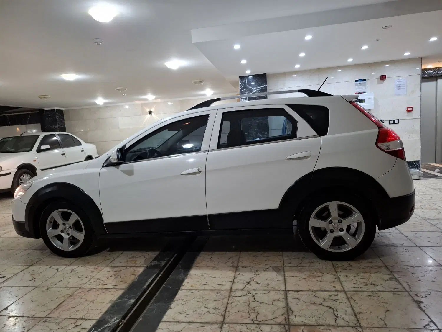 دانگ فنگ H30 کراس اتوماتیک - 1396