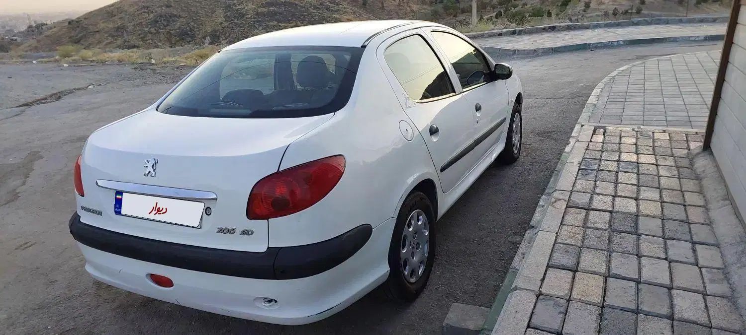 پژو ۲۰۶ صندوق دار v8 - 1389