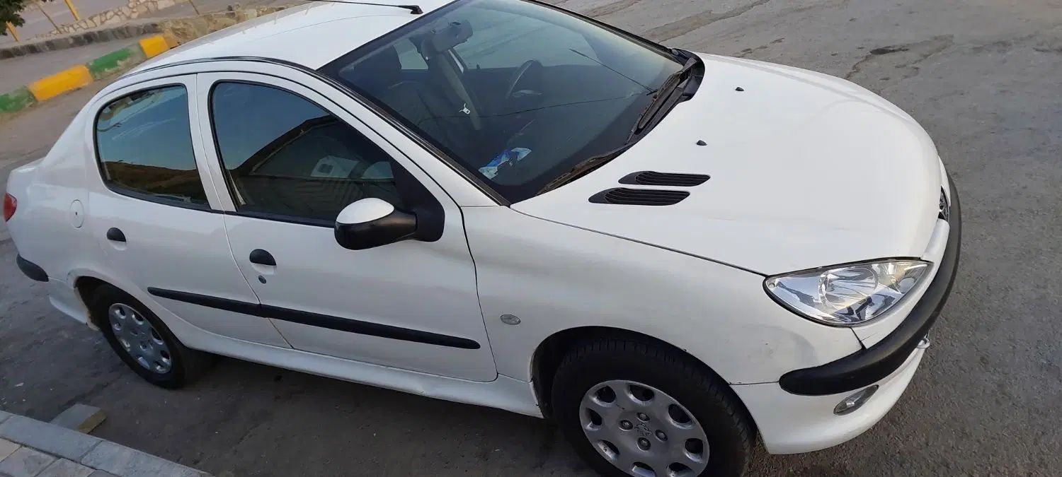 پژو ۲۰۶ صندوق دار v8 - 1389