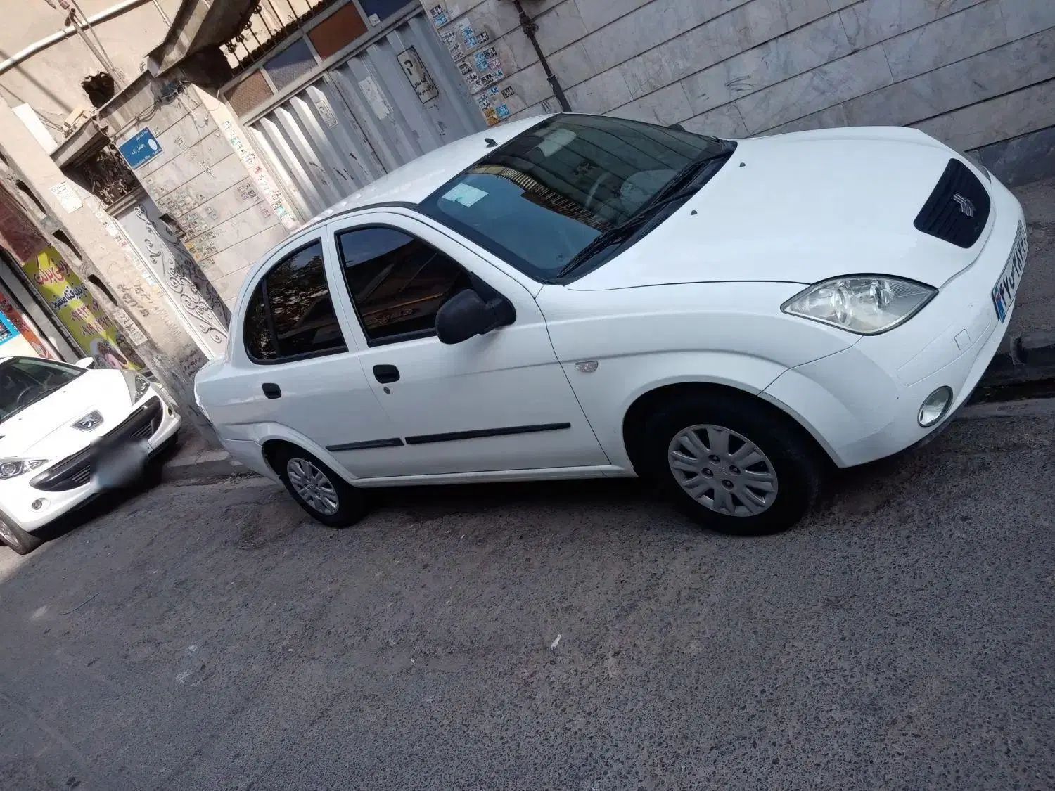 تیبا صندوق دار SX - 1400