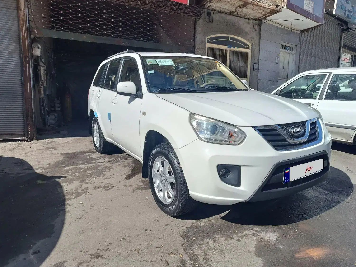 ام وی ام X33 دنده‌ای ساده - 1394