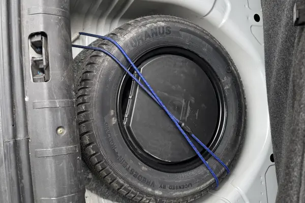 پژو ۲۰۶ صندوق دار v8 - 1398