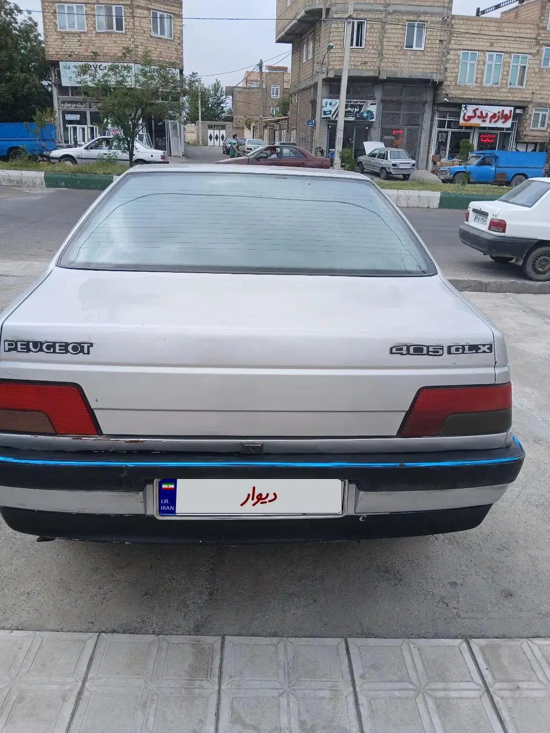 پژو 405 GL - 1368
