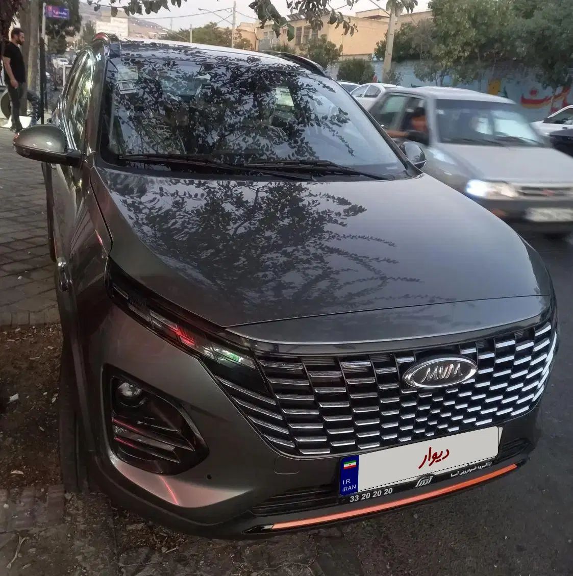 ام وی ام X33 کراس دنده‌ای - 1402