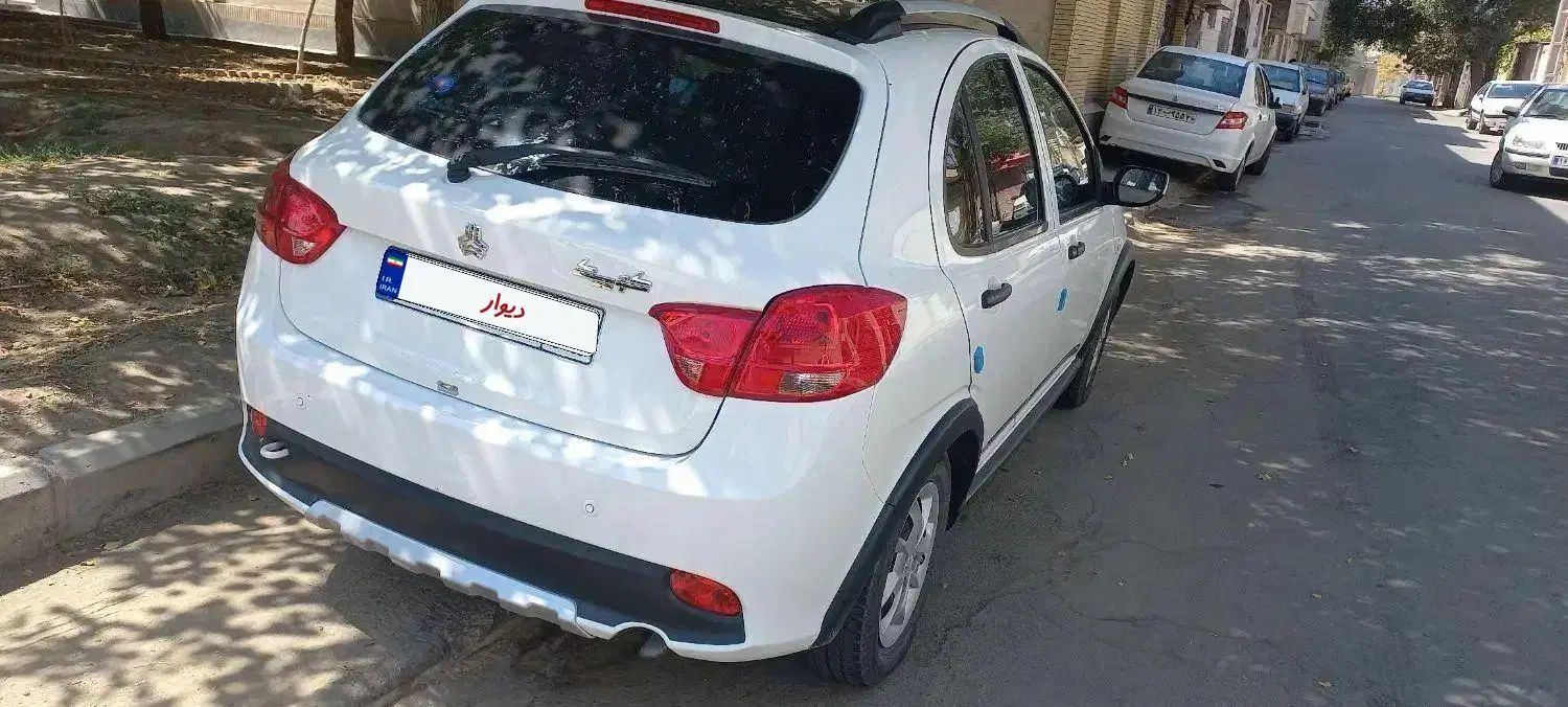 کوییک R دنده‌ای - 1403