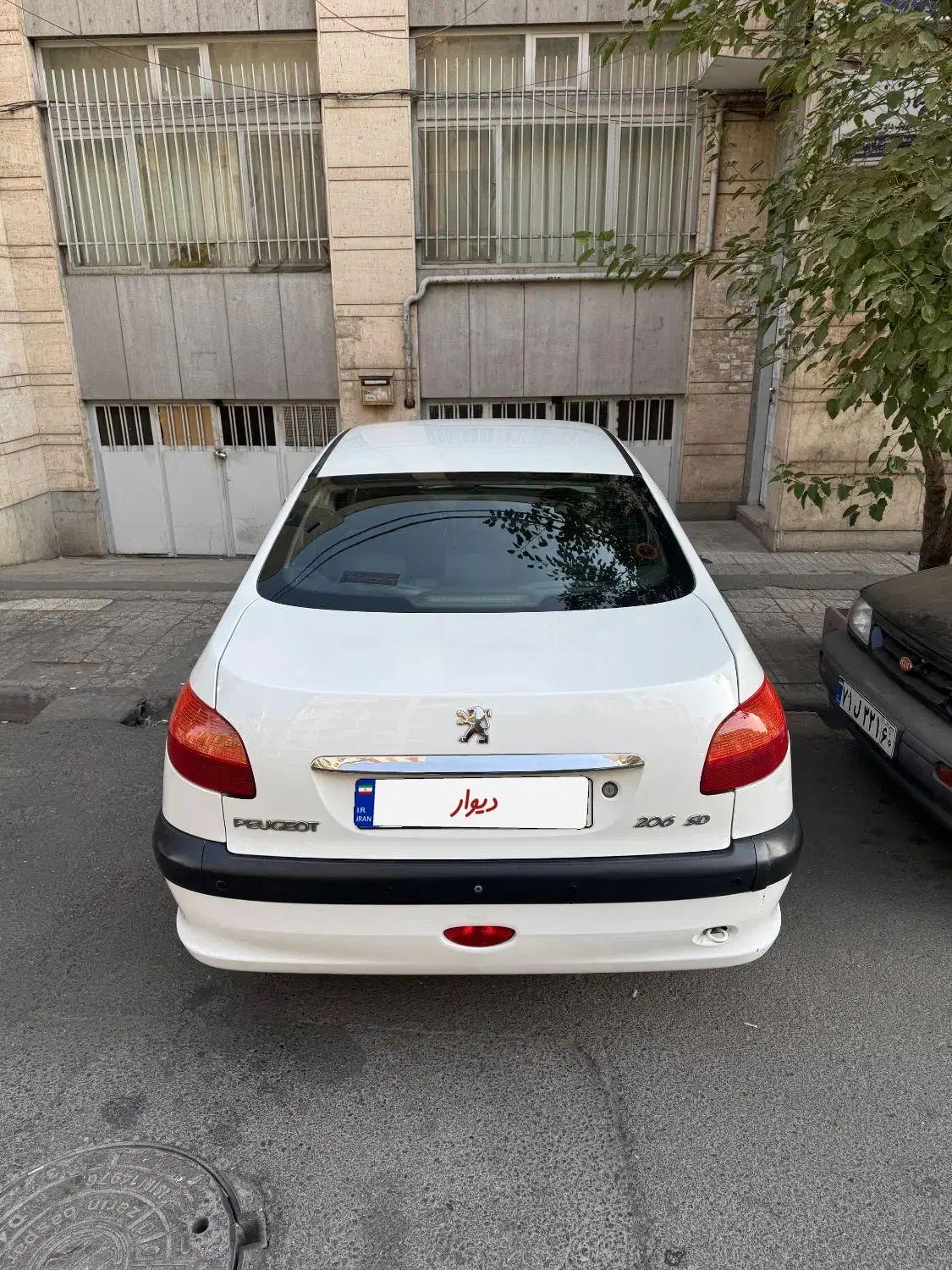 پژو ۲۰۶ صندوق دار v8 - 1389