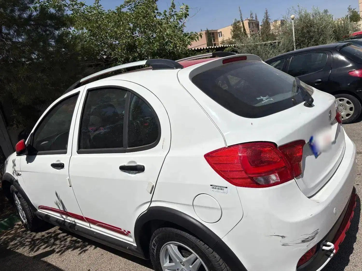 کوییک R دنده‌ای - 1403