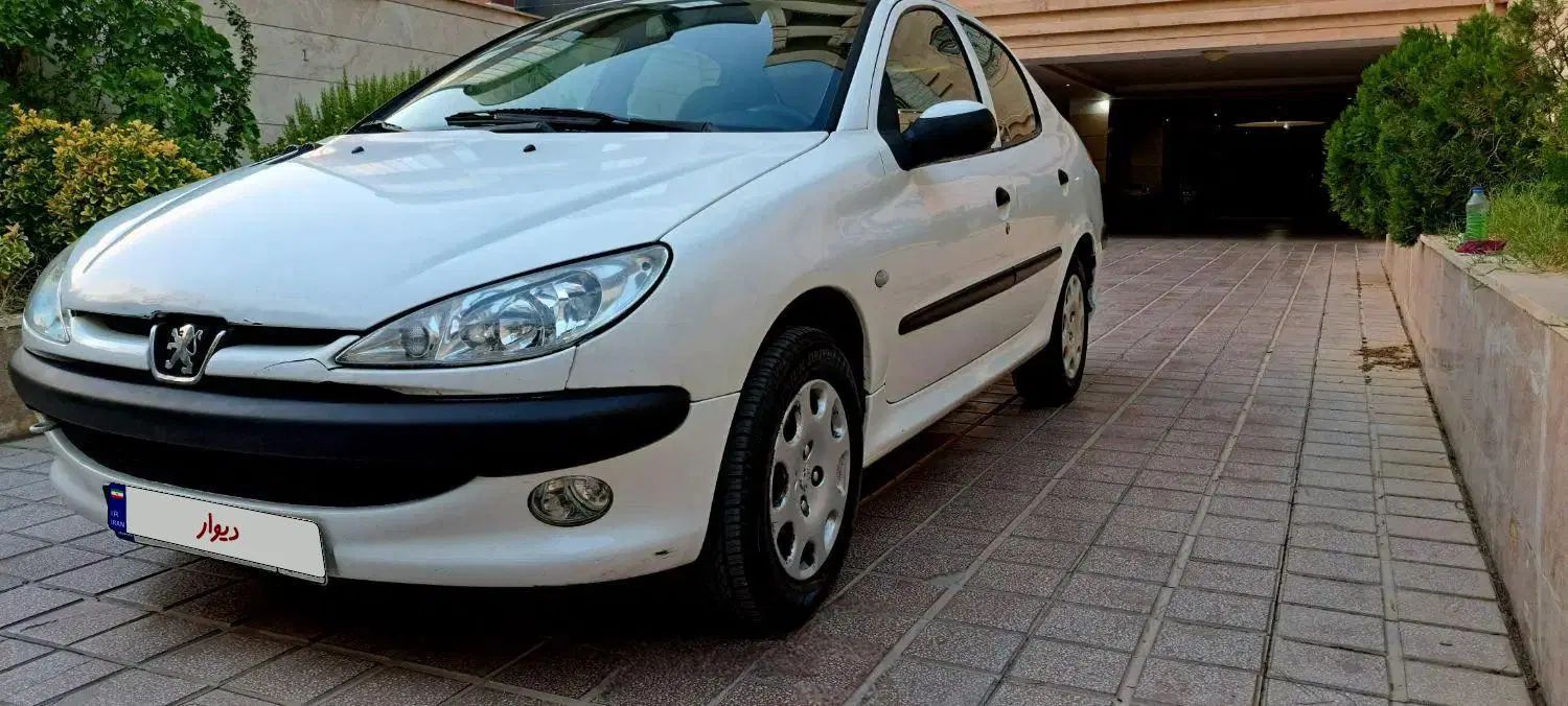 پژو ۲۰۶ صندوق دار v8 - 1394