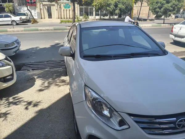 جک J4 اتوماتیک آپشنال - 1402