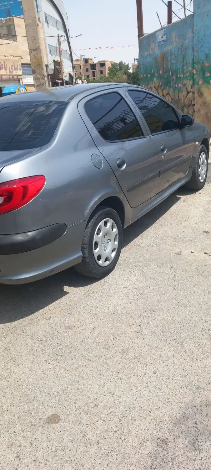 پژو ۲۰۶ صندوق دار v8 - 1394
