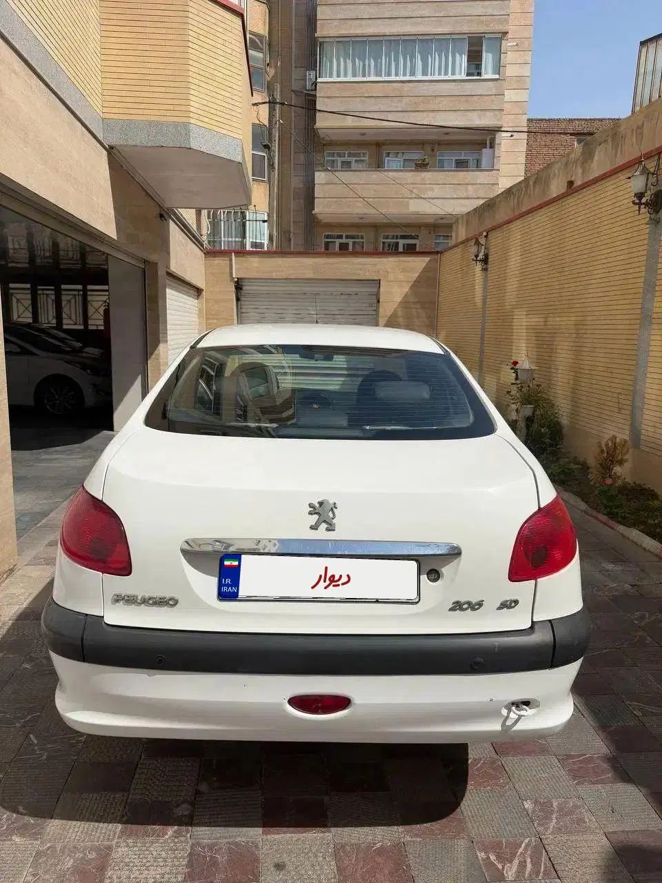 خودرو پژو، ۲۰۶ صندوق دار آگهی ann_20443707