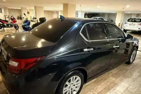 دنا پلاس ۵ دنده EF7 - 1402