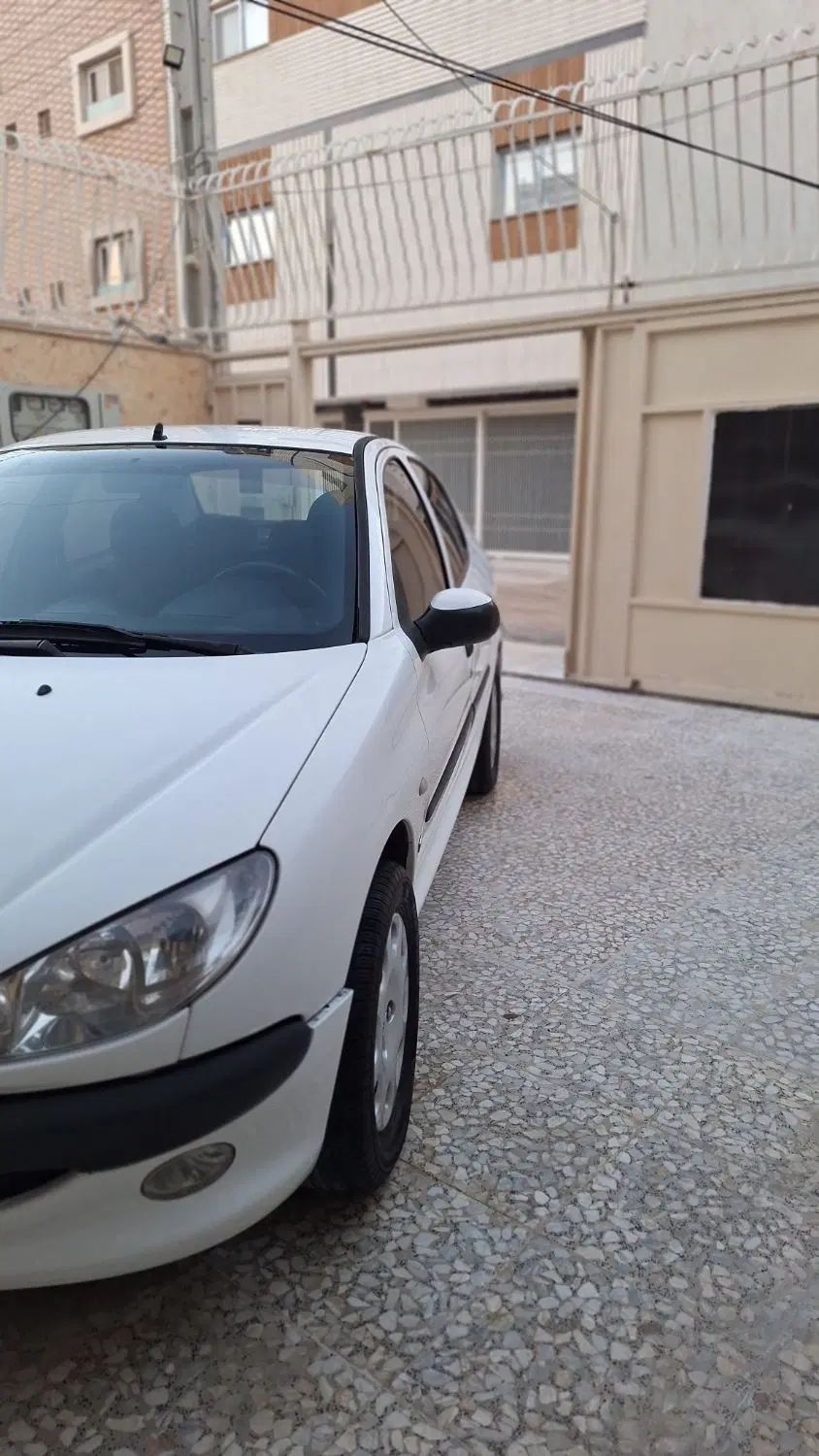 پژو ۲۰۶ صندوق دار v8 - 1395