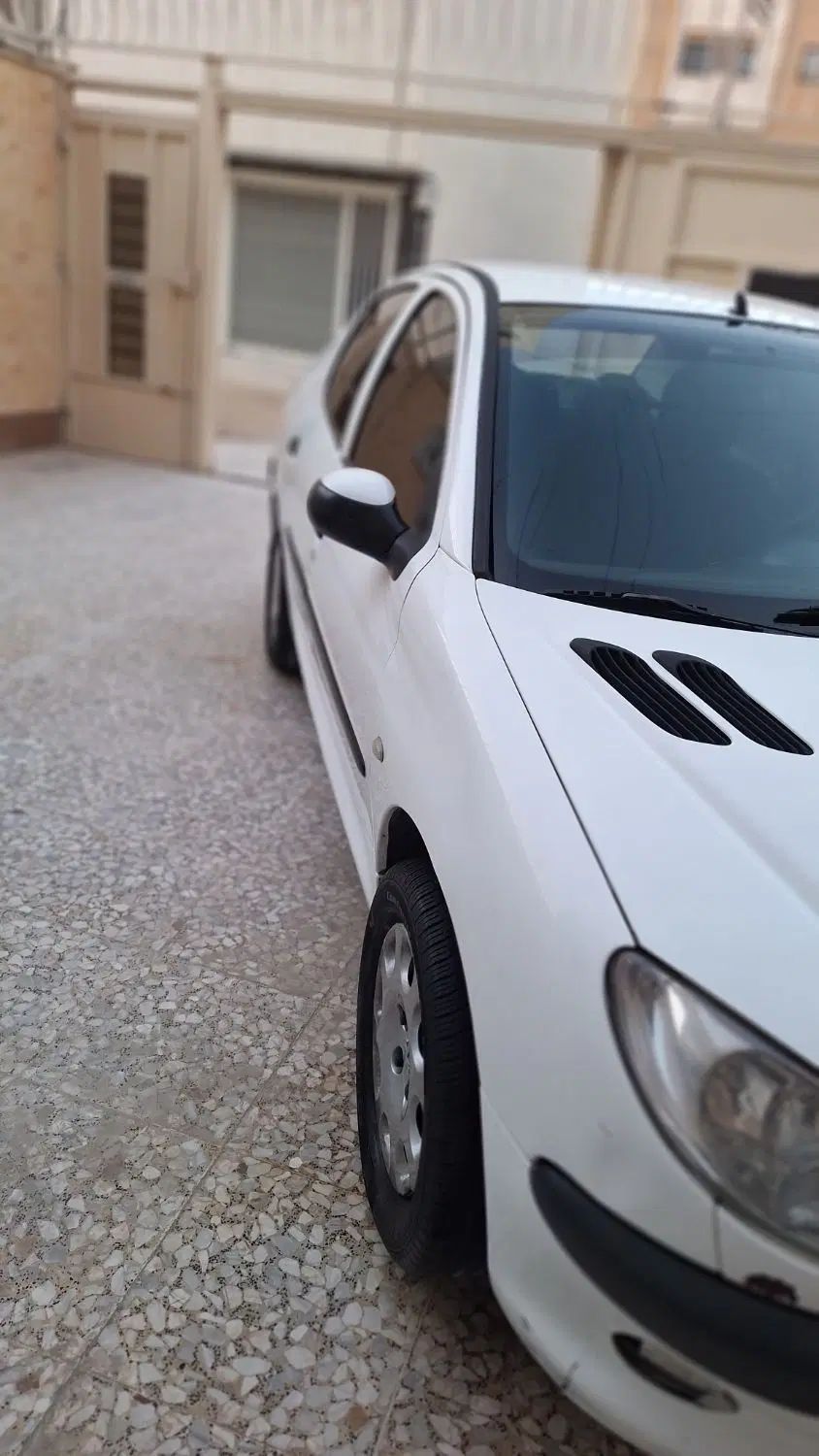پژو ۲۰۶ صندوق دار v8 - 1395