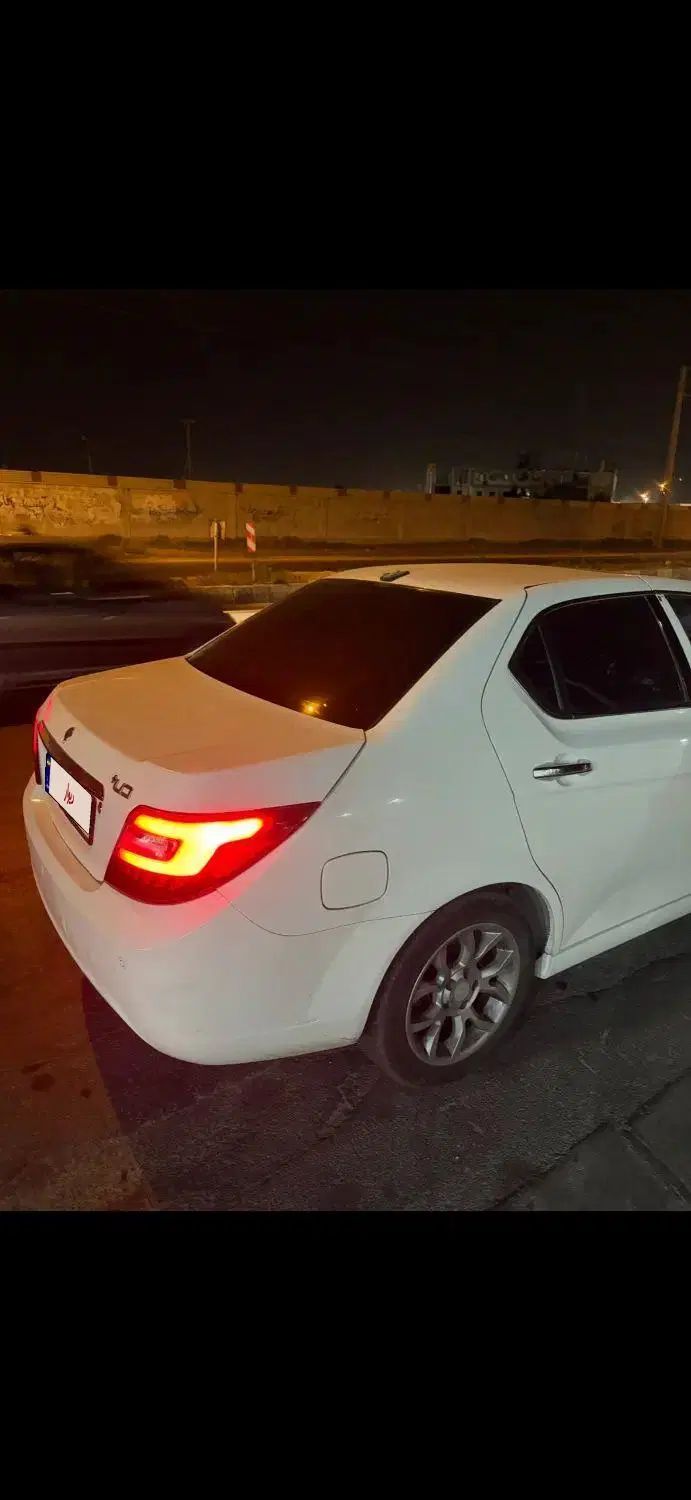 دنا پلاس توربو 6 دنده - 1401