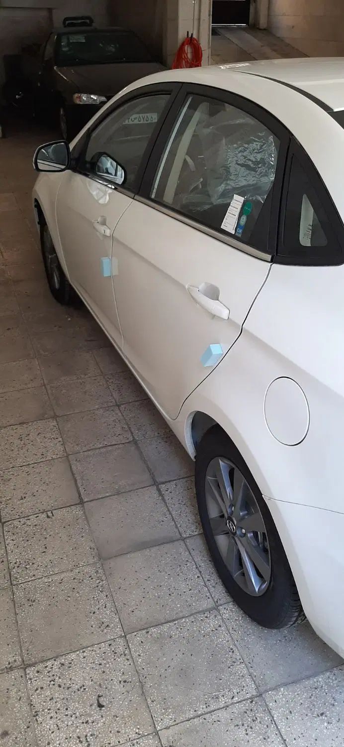 جک J4 اتوماتیک آپشنال - 1402