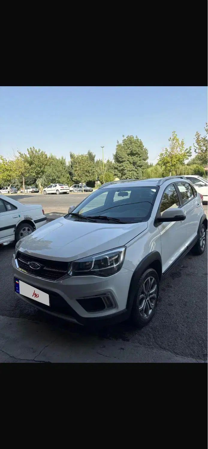 ام وی ام X22 دنده‌ای لاکچری - 1397